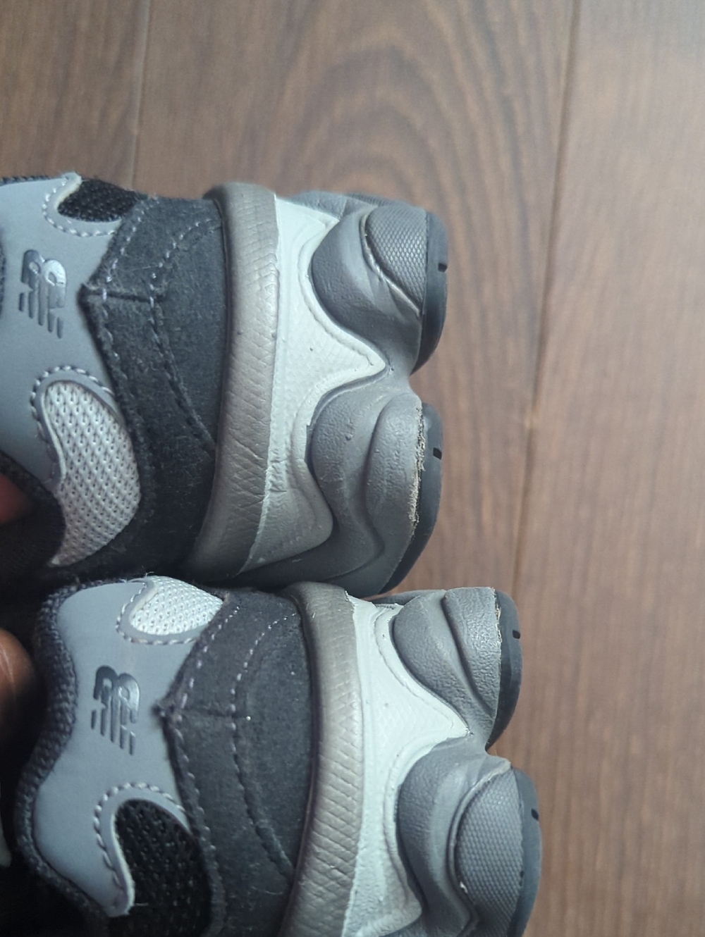 New Balance 9060 Kids Toggle Closure - Low Tops - Picture 13 of 13